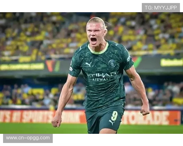 哈兰德点射被扑后头球补进,赛季第15球领跑射手榜 哈兰德点射被扑后头球补进,赛季第15球领跑射手榜