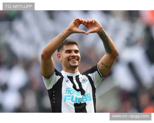 纽卡斯尔吉马良斯伤愈归队，中场组织力回升